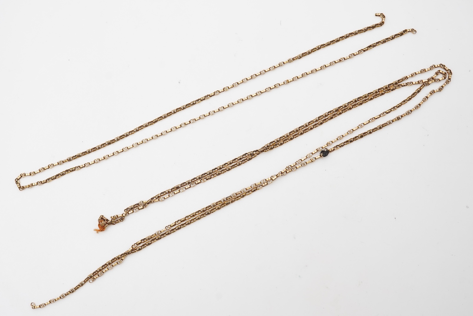 A Victorian gold locket and chain, late 19th century